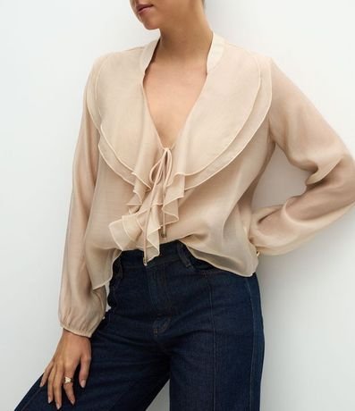 Blusa Amplia en Organza con Escote en V y Volados 4