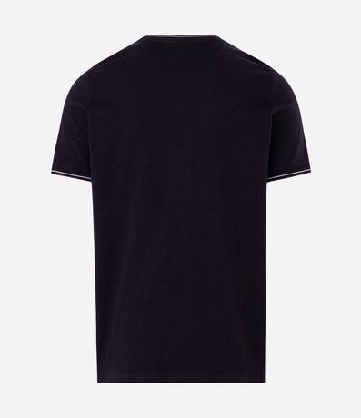 Remera Manga Corta con Detalles Contrastantes 2
