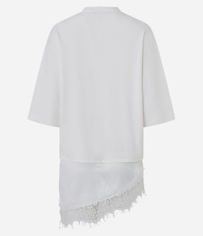 Remera Oversized en Algodón con Encaje Asimétricoen el Ruedo 6