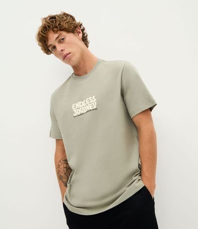 Remera Comfort Manga Corta en Algodón con Lettering Endless Journey