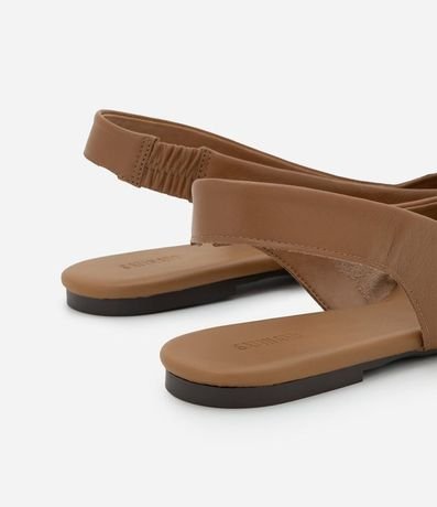 Zapatilla Slingback de Punta Fina en Cuero 4