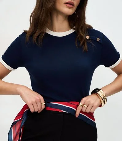 Blusa Manga Corta en Rib con Botones en el Hombro 4