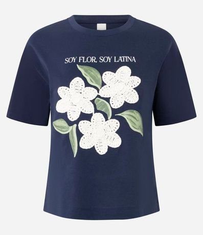 Remera con Estampado Floral y Bordado en las Flores