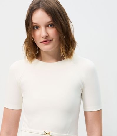 Blusa Femenina en Punto Roma con Peplum y Cinturón 2