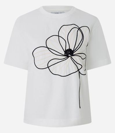 Remera Box con Bordado Floral delantero 5