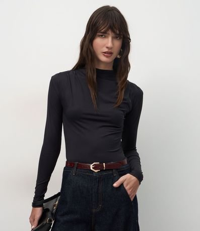 Blusa en Poliamida con Pliegues en los Hombros