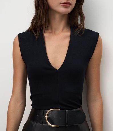 Blusa Musculosa en Rib con Bretel Ancho y Escote V 4