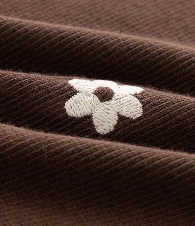 Blusa Infantil Acanalada con Flores Bordado – Talle 5 a 14 años 4