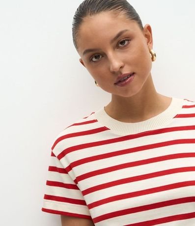 Remera Manga Corta en Algodón con Rayas Verticales y Cuello Redondo 3