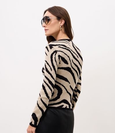 Suéter en Punto con Estampa Animal Print 4