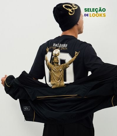 Remera Comfort con Estampa de Ronaldinho O Mago da Bola