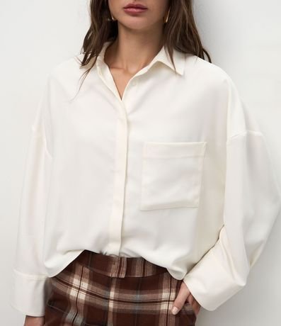 Camisa Oversize con Bolsillo Lateral 4