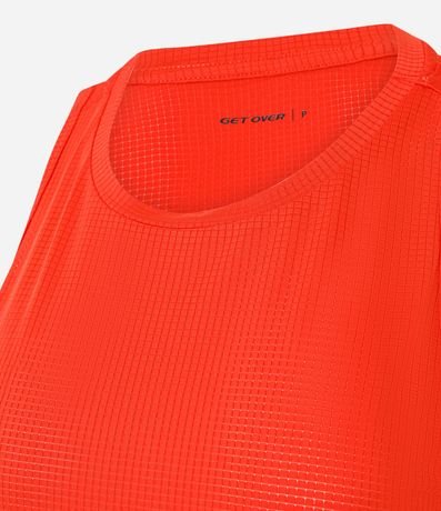 Musculosa Deportiva en Microfibra Texturizada y Bajo Redondeado 2