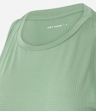 Musculosa Deportiva en Microfibra Texturizada y Bajo Redondeado 2