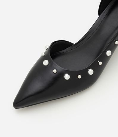 Zapato en PU con Salto Kitten Heel y Aplicación de Studs 5