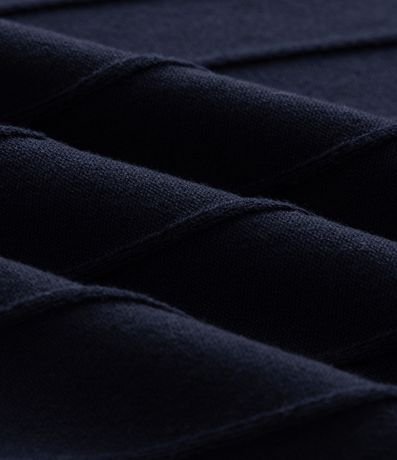 Remera Slim en Viscosa con Textura de Rayas y Manga Corta 3