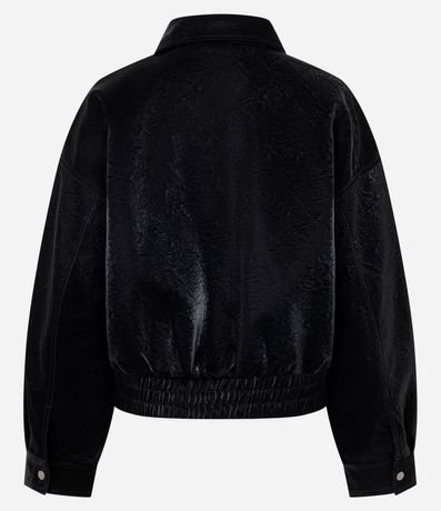 Campera Regular en PU Texturizado 6