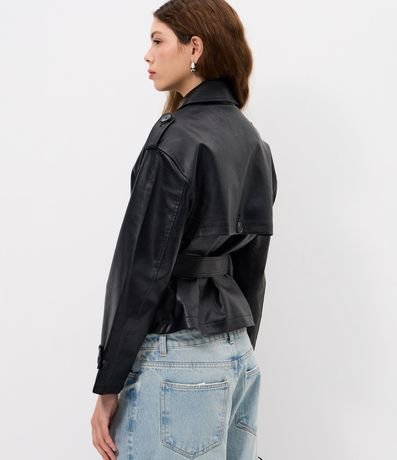 Campera en PU con Lazo y Botones Delanteros 5