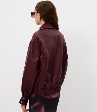 Campera Oversized en PU con Bolsillo 4