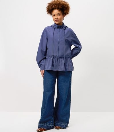 Campera Corta Viento Peplum con Capucha y Cierre Track 2