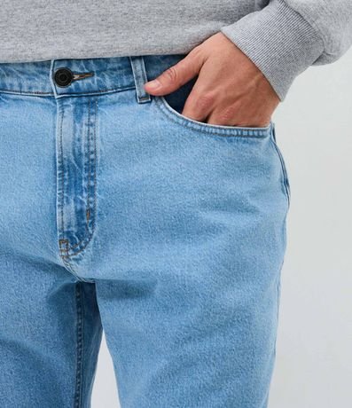 Pantalón Recto en Jeans con Bolsillos Funcionales 2