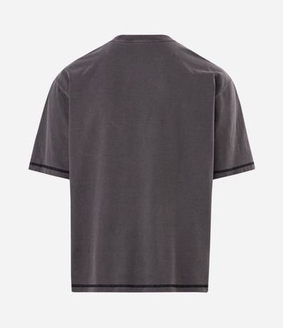 Remera Boxy en Algodón con Costura Contrastante y Lettering 2