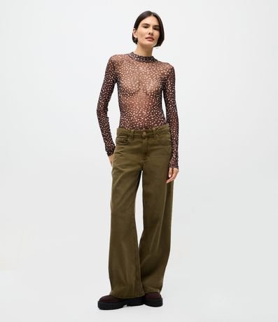 Pantalón Loose en Sarga con Cintura Baja y Lavado Cationizada