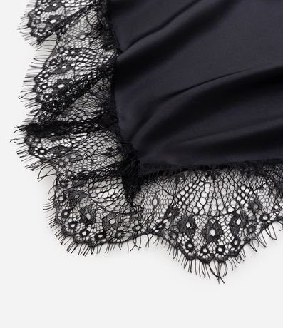 Pañuelo Satinado con Encaje Aplicado 3