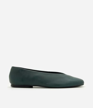 Zapatilla en Cuero con Punta Redonda