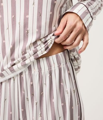 Pijama Largo en Peach Touch con Estampa de Rayas Contrastante 3