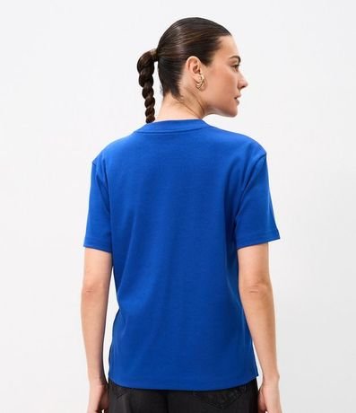 Remera T-Shirt en Suedine Básica 8