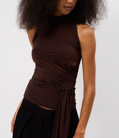 Blusa Cuello Halter en Malla con Detalle de Cinta Suelta 3