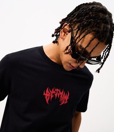 Remera Comfort en Algodón con Estampa de Batman Defender of Gotham 3
