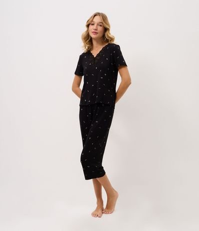 Pijama Largo con Estampa Floral y Encaje 2