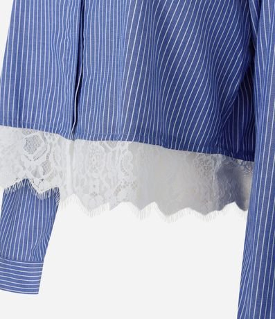 Camisa Cropped en Tricolina Raya de tiza con encaje 6