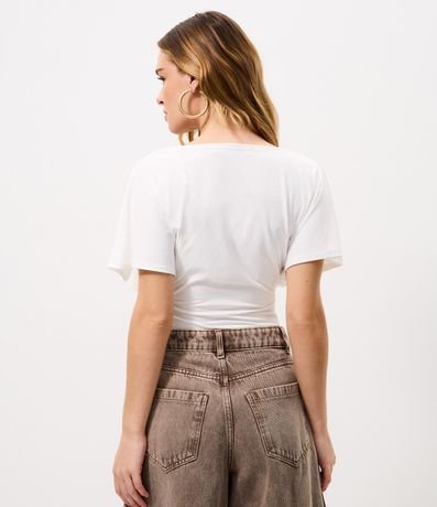 Blusa en Microfibra con Escote V y Manga Murciélago 4
