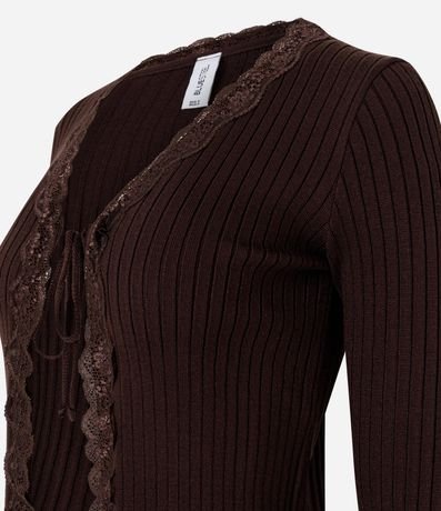 Blusa en Punto Canelado con Detalle en Encaje y Lazo 6