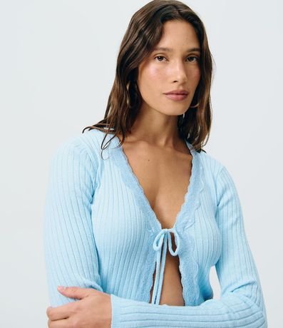 Blusa en Punto Canelado con Detalle en Encaje y Lazo 3