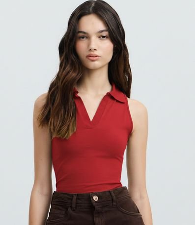 Blusa Polo en Escote V sin Mangas 2