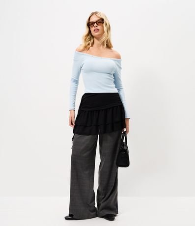 Blusa en Viscosa con Escote Hombro a Hombro y Piedras en el Escote 2
