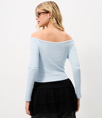 Blusa en Viscosa con Escote Hombro a Hombro y Piedras en el Escote 5
